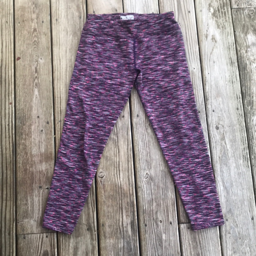 Athletic leggings